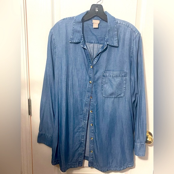 Chico’s Chambray Denim Tunic - Picture 1 of 4